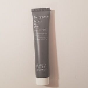 Living Proof 💛 Perfect Day In Shower Styler 1oz